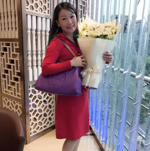 52岁离异女征婚照片(id:103468959)_广东广州征婚交友_珍爱网