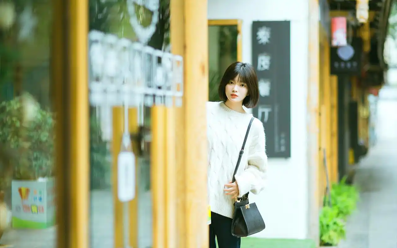 养眼清纯美女小清新街拍高清壁纸