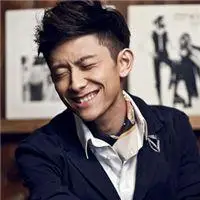 张一山头像高清图片大全_名人张一山真人头像大图下载_微信头像图片