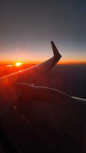 空中余晖2021年7月7日小米k30