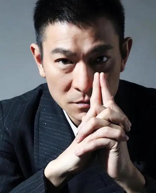 整容脸和自然脸的差异看完这10位香港男神近照你就心知肚明