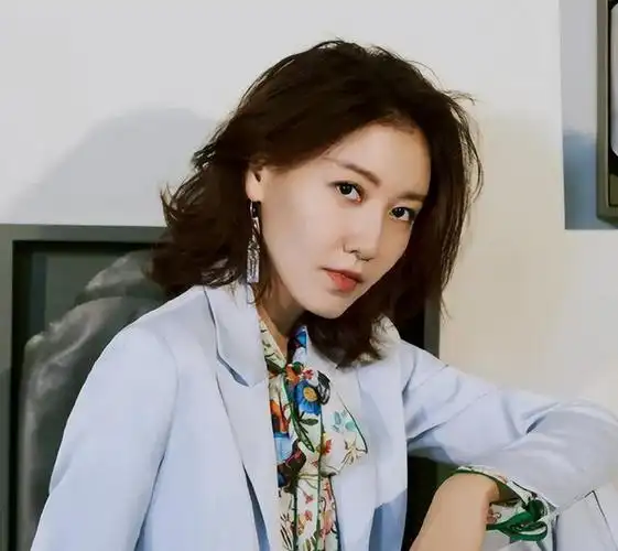 演员高露:我这辈子最正确的决定,就是隐婚为丈夫生下一儿一女