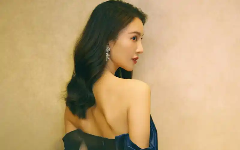 金晨成熟妩媚写真桌面壁纸 - tt98图片网