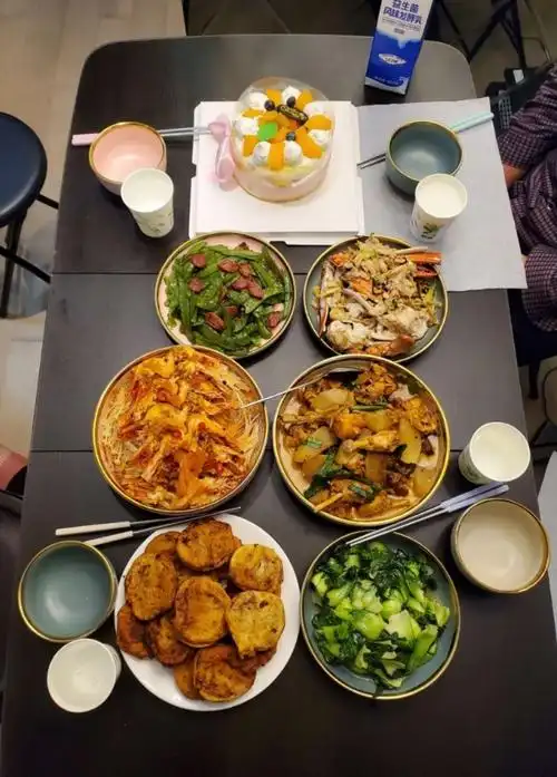 非常时期的家庭生日party(2020.2.23)