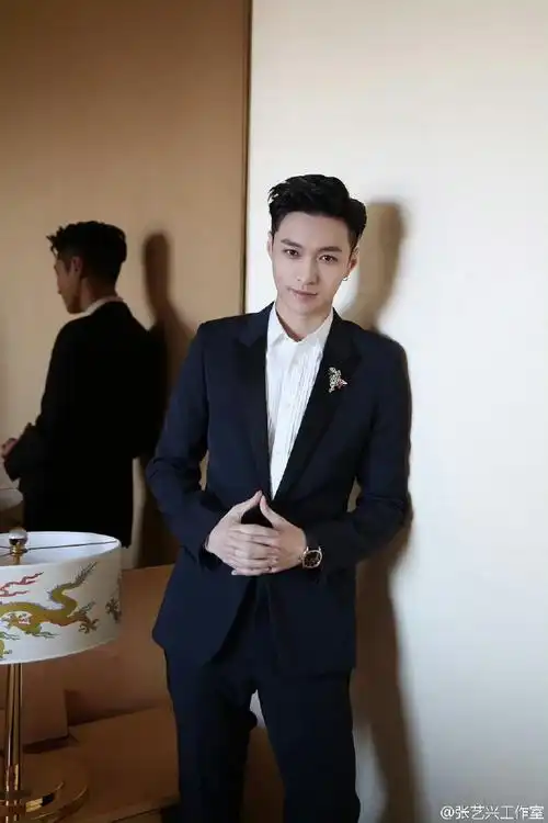 张艺兴[超话]##张艺兴##张艺兴全新专辑step##原创音乐制作人张艺兴