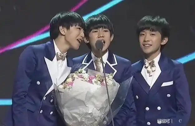 tfboys十周年演唱会, 三人同框合体, 这次是最后一次了吧