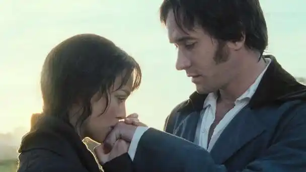 《傲慢与偏见》是一部非常经典的英国文艺电影,通过男主角达西与女