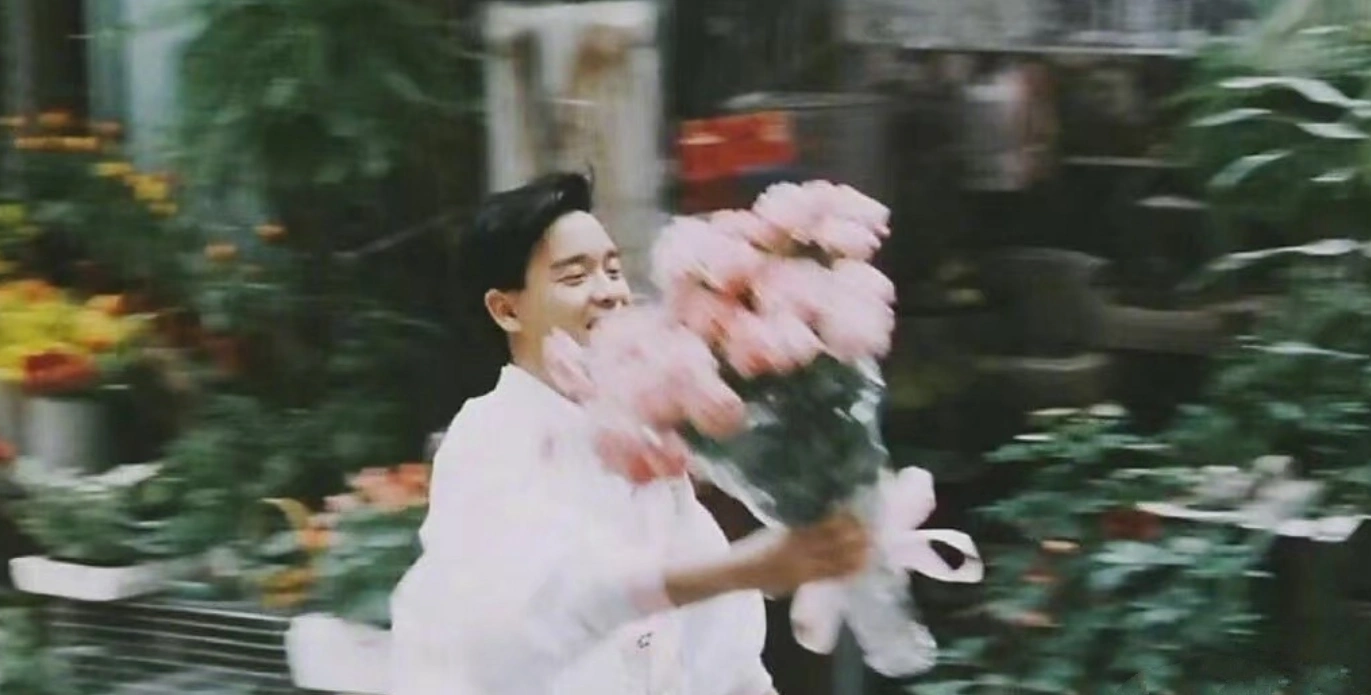 舒淇莫文蔚袁咏仪悼念张国荣但都不如唐鹤德发三个字催泪