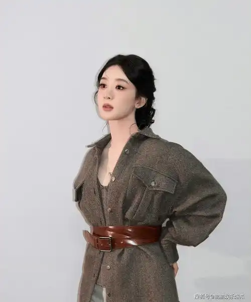 11.23娱乐瓜:易烊千玺 王俊凯 杨紫 任嘉伦 罗云熙 谭松韵 李沁 林允