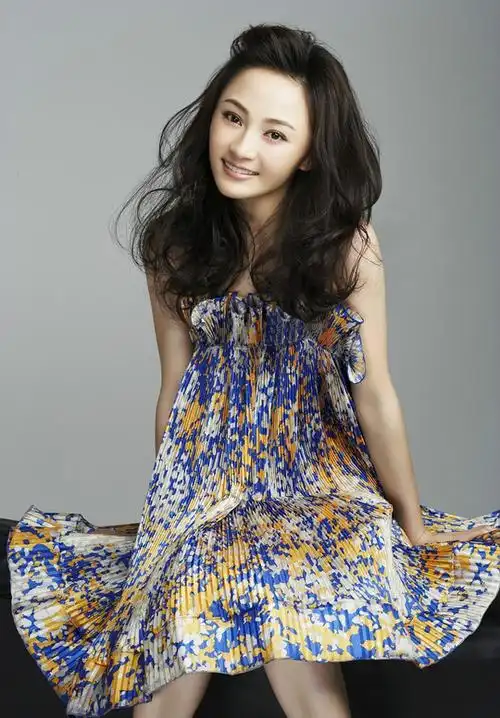 甜美清纯的明星姚笛