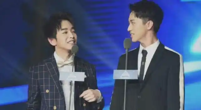 5年好友终于合作新戏原来井柏然白敬亭的友情这么快乐