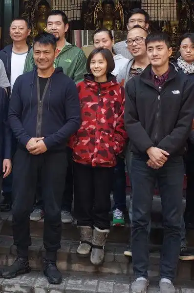 《一起长大》开机 邵兵王子文"暖系大叔与萝莉"