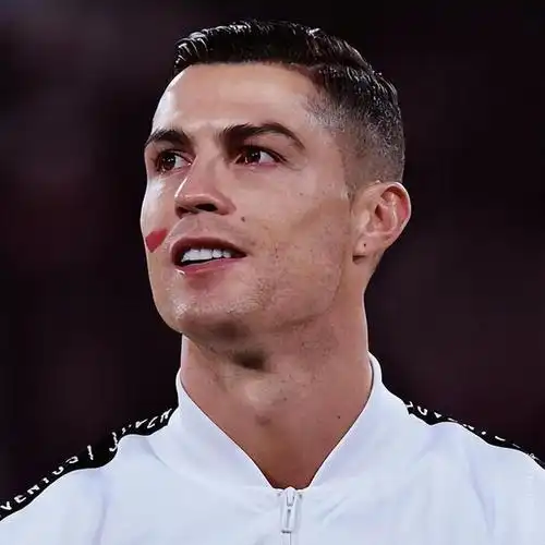 主办方赔了?c罗出场费8000万,5万张票才回本,结果票没卖完