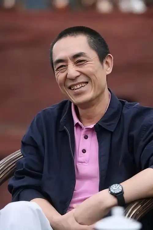 张末:两次目睹父亲张艺谋移情,母亲的悲剧在自己身上重演_腾讯新闻