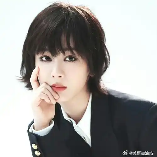 杨紫##杨紫奢牌待遇##短发杨紫