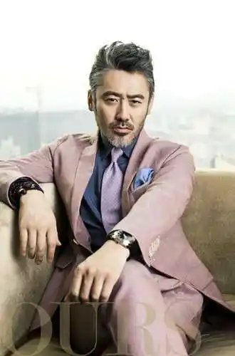 吴镇宇吴秀波梁朝伟 越老越帅的男明星