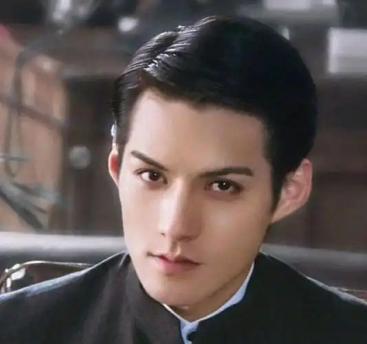 混入一张民国时期造型,太帅了