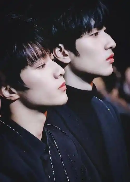 被狼崽拉进18楼,然后出道战被严浩翔圈死的我真的心甘情愿!