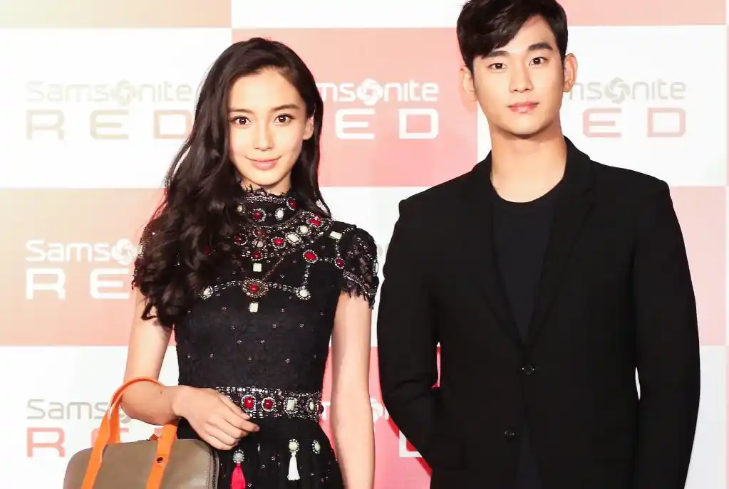 难怪baby会在韩国如此受欢迎,看到她和韩星同框后:啥都明白了!