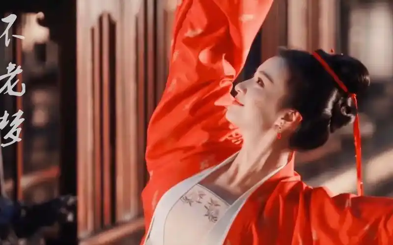 王楚然古装跳舞混剪,表妹,我今天跳舞了,跳的什么舞,想你的舞_哔哩