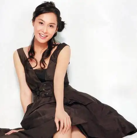 图朱茵年轻时的照片娱乐圈中的性感女神