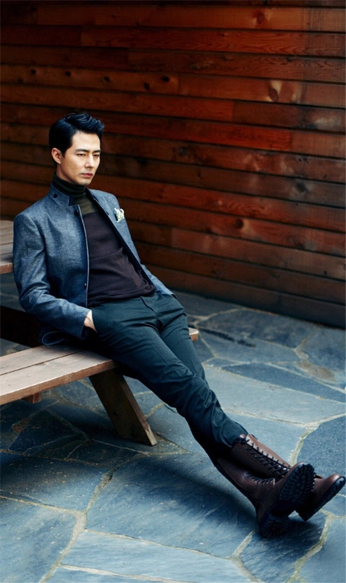 吹爆赵寅成的颜值和身材,行走的衣架子,欧巴无论穿什么都那么帅