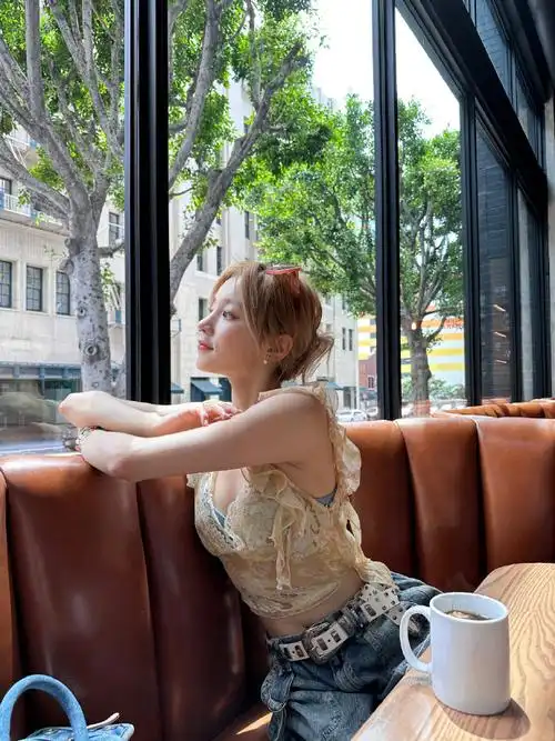 宋雨琦小狗纹身泳装图集