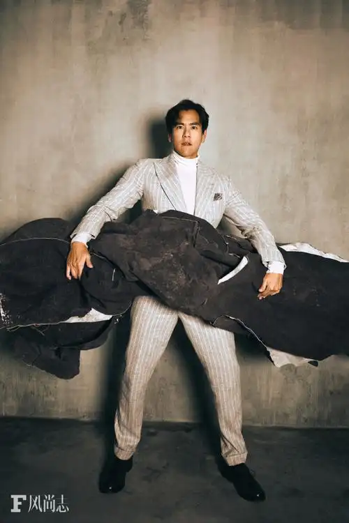 彭于晏风尚志银十封面##彭于晏电影感情绪大片##时尚新封面