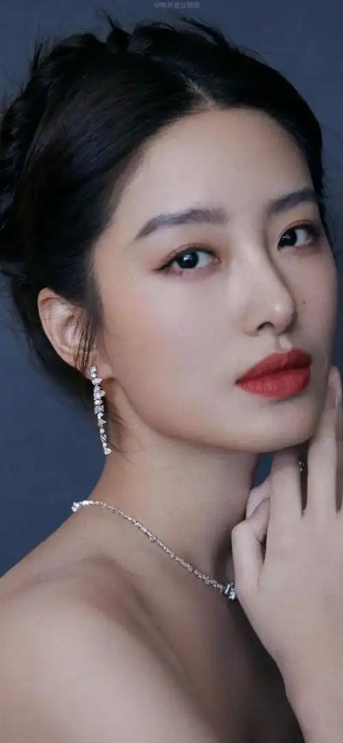 杨采钰高清性感写真