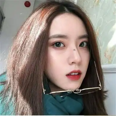 高清好看的2021霸气女生头像超拽冷酷图片