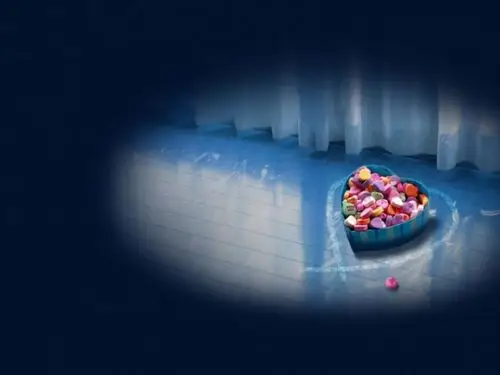 一颗心遍体鳞伤,忧伤满满,在等待你