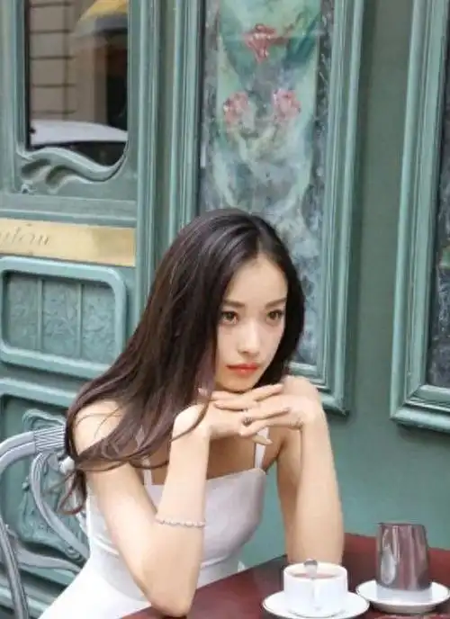 回顾著名演员倪妮虽没结婚不代表没伴侣女人一生不该只有婚姻