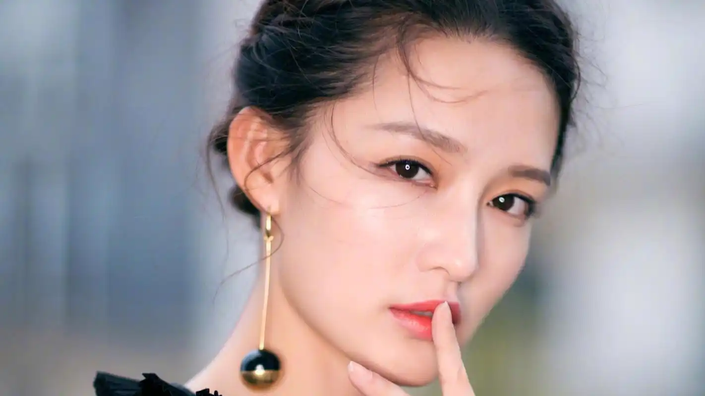 美女明星李沁写真高清桌面壁纸