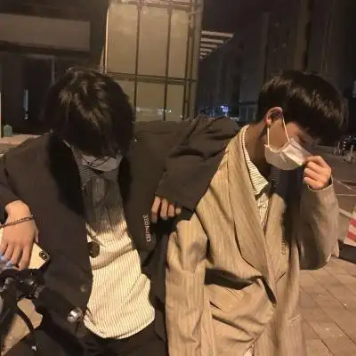 江浔/新一波男头/孤独的人总是晚_男生头像_我要个性网