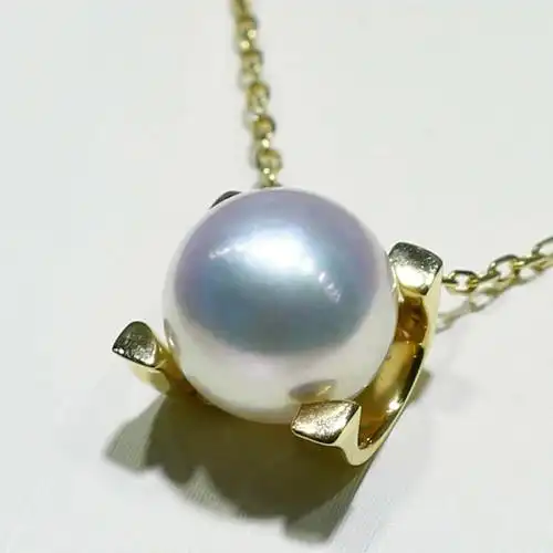 经典卡地亚镶嵌,牛头款akoya珍珠项链,白粉光的珍珠,甜甜的色泽,玫瑰