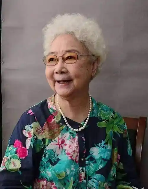 80年代7位女星如今都成网红脸曾经貌美如花但现在看上去真假