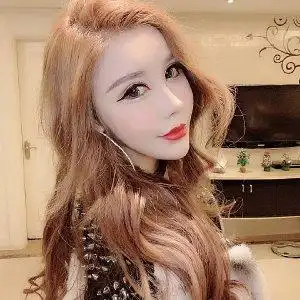 ada王一霏唯一小号微博