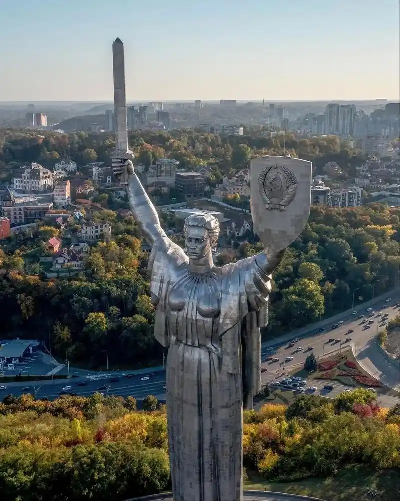 乌克兰9696 首都:基辅.乌克兰战前的样子,整个城市美丽又 - 抖音