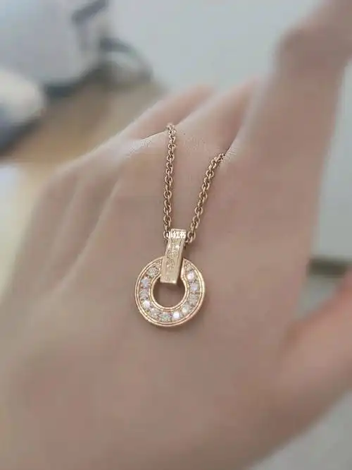 宝格丽玫瑰金圆饼项链