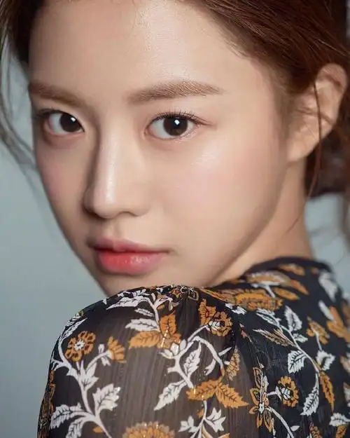 韩国妹子(9745631821韩国)_环球信息网