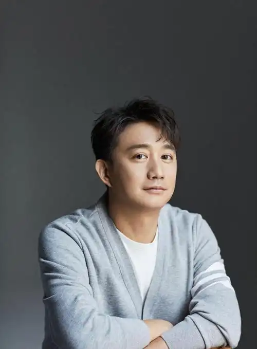 黄磊孙莉结婚17年晒合照面带微笑夫妻相十足网友狗粮吃到饱