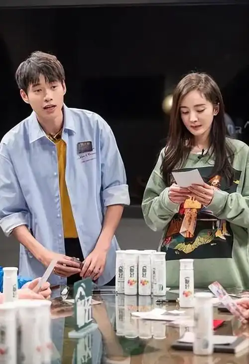 杨幂绯闻男友曝光,魏大勋与杨幂恋情真相大白!