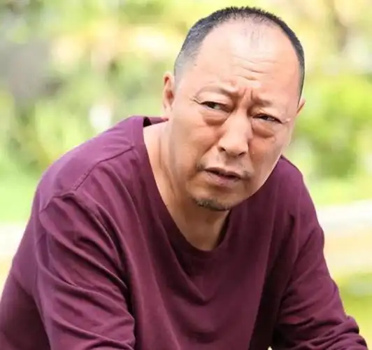 原来倪大红的姐姐就是倪萍?网友:难怪他能火起来