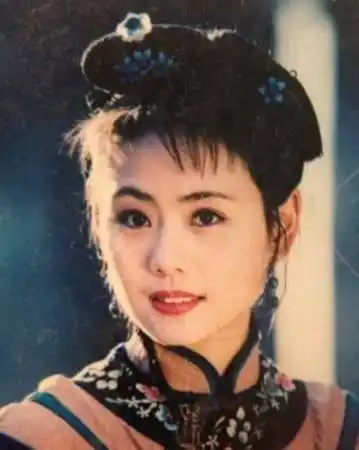 《还珠》小邓子柳红近照曝光 差点认不出