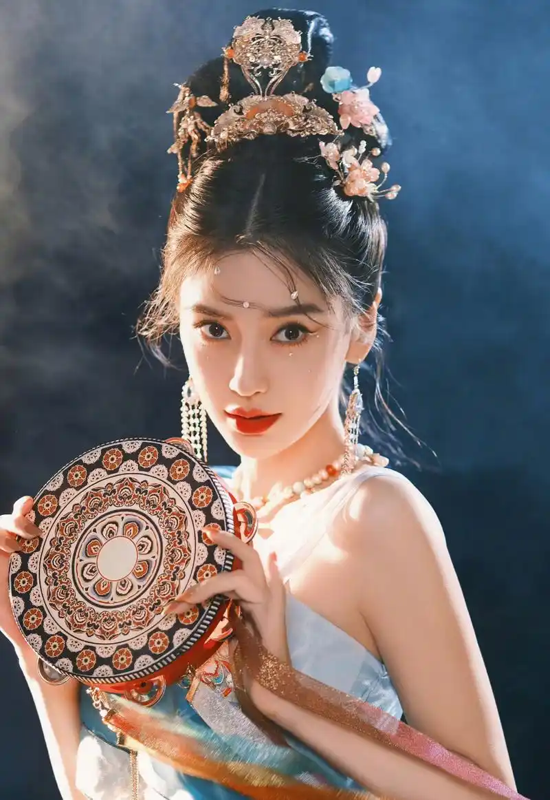 杨颖这装扮确实挺仙的.#娱乐最前沿# #百家聊热点# #杨颖