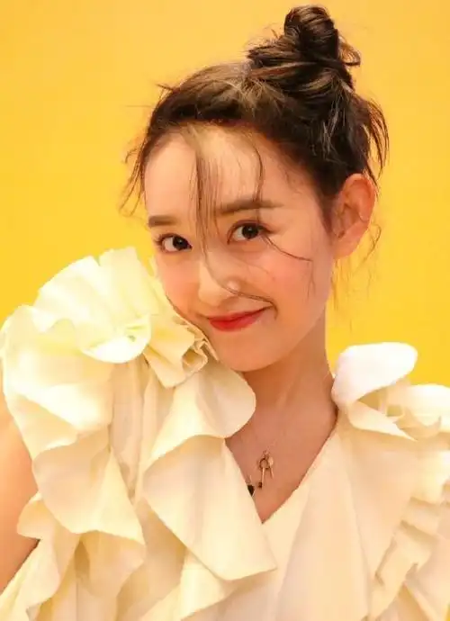 6位00后小花张子枫欧阳娜娜蒋依依赵今麦你最看好谁