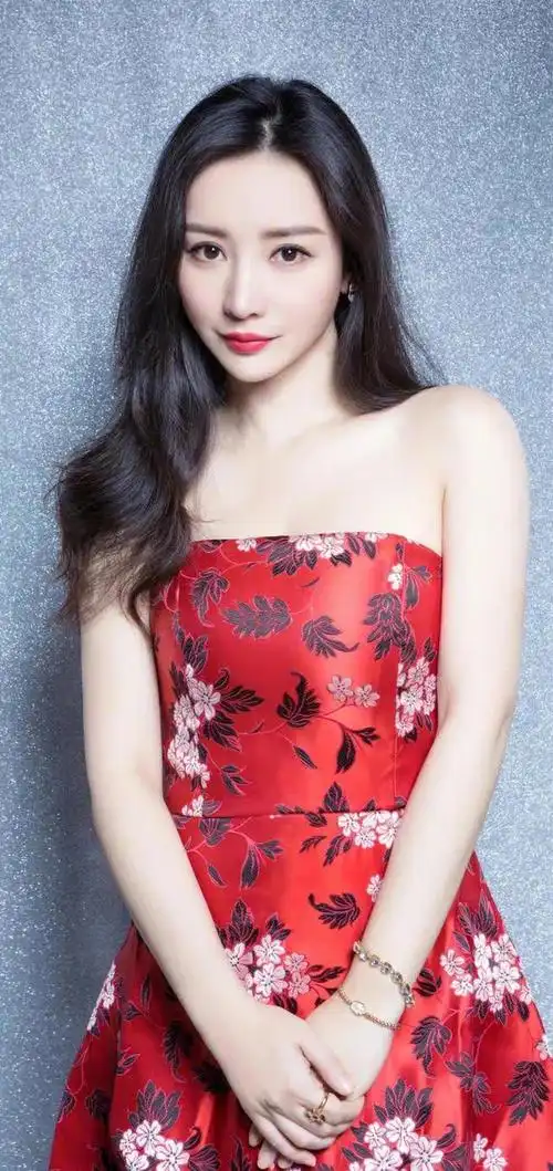 柳岩明星写真照