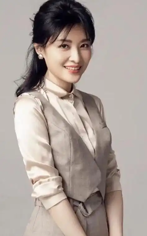 周涛个人资料及简介(央视著名主持人周涛最新消息)