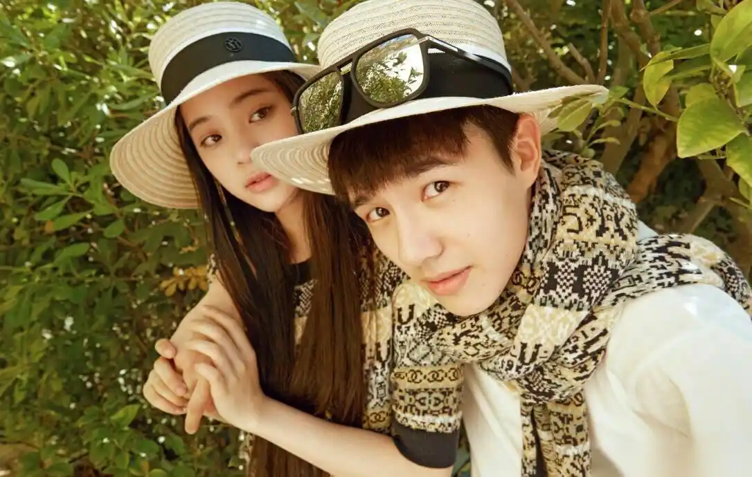 刘昊然为欧阳娜娜庆生:刘昊然欧阳娜娜一起出道至今的好朋友.