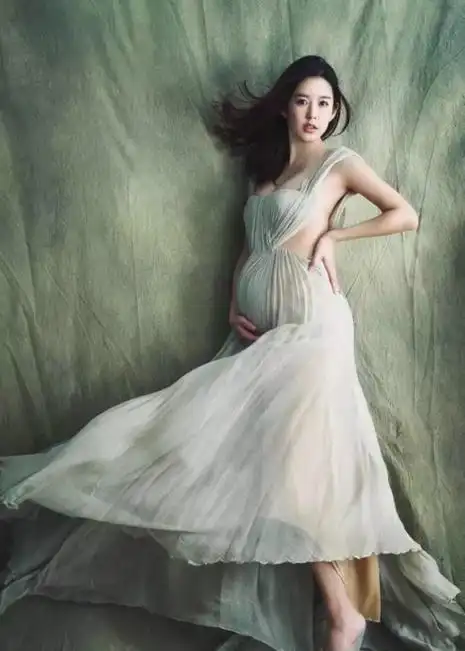 朱丹孙怡怀孕四肢仍纤细她们是怎么做到怀孕只胖肚子的